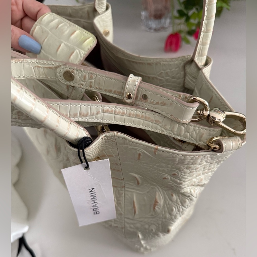 Brahmin Small Mallory Crystal ~ RARE NWT - Picture 8 of 14
